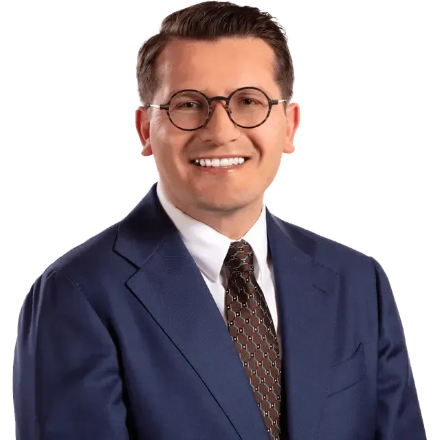 Dr Ergul Celiksoy - SRA Regulated Immigration Solicitor, Founder and Managing Solicitor of Bekenbey Solicitors, qualified in England & Wales, California, and Turkey with PhD in Law